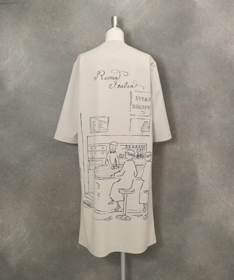 七分袖レストラン柄冷感ワンピース後（ベージュ）