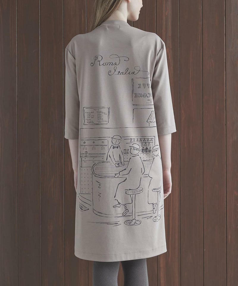 モデル着用画像（ベージュ）