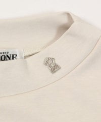 首元チャーム部分（ベージュ）