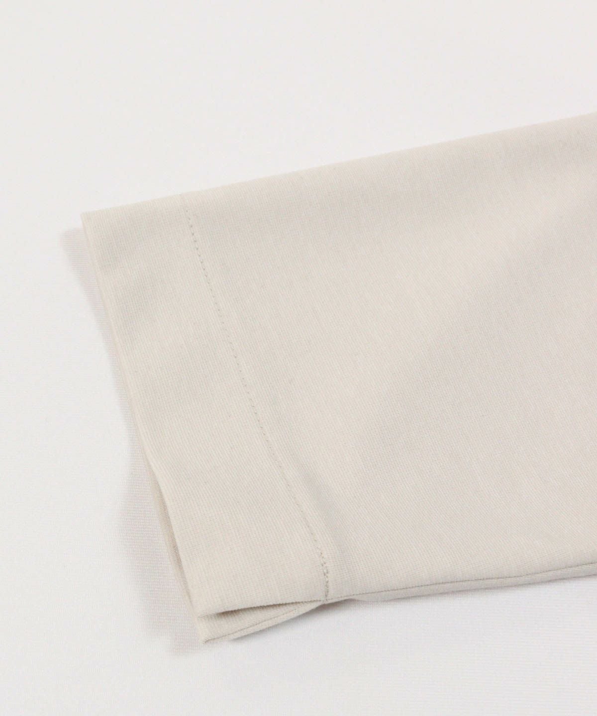 袖口部分（ベージュ）