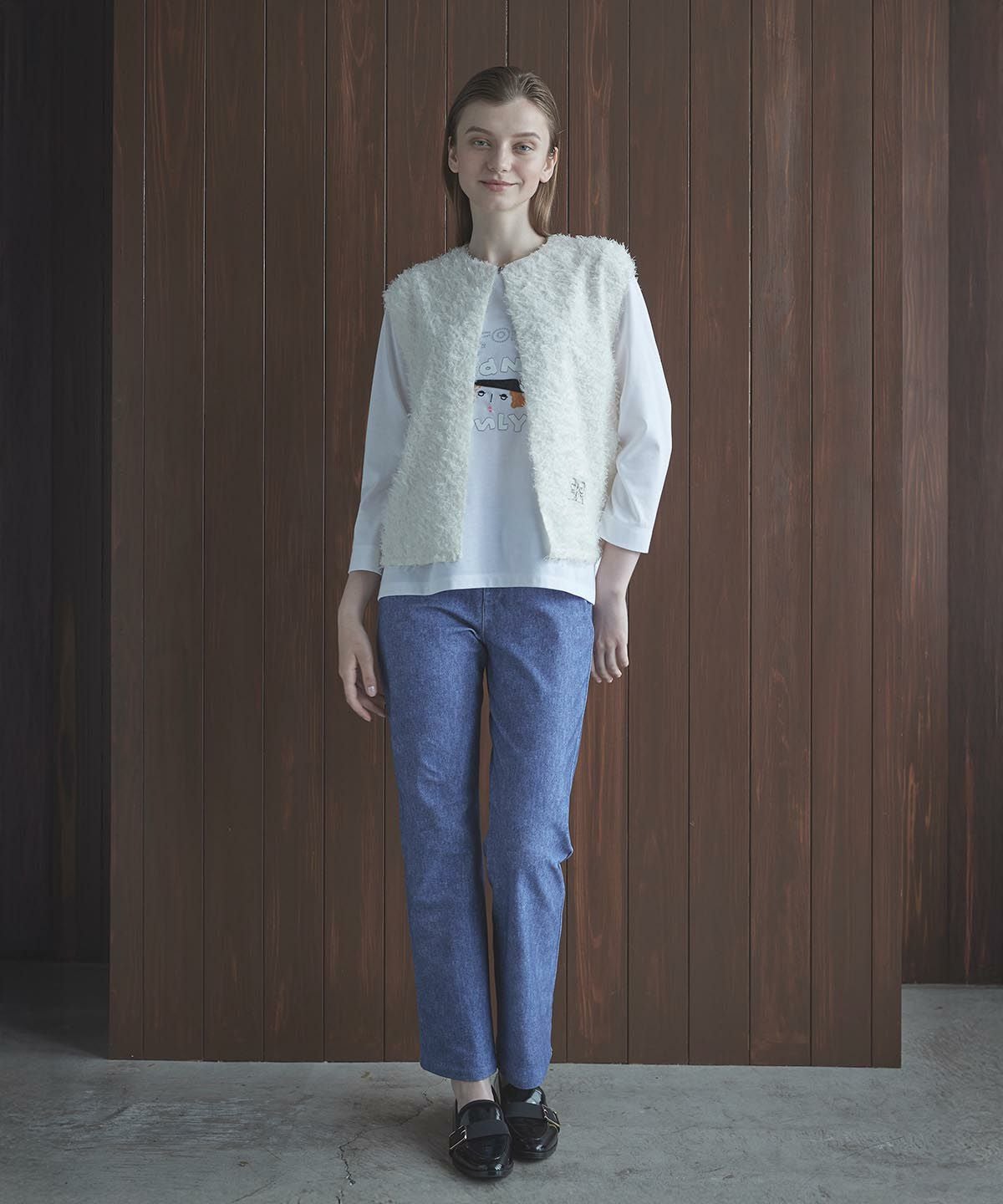 モデル着用画像（ホワイト）