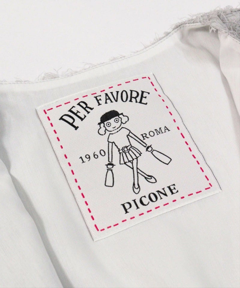 ロゴタグ部分（ライトグレー）