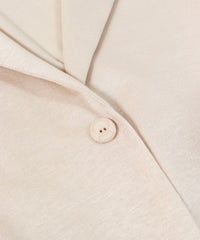 ボタン部分（ベージュ）