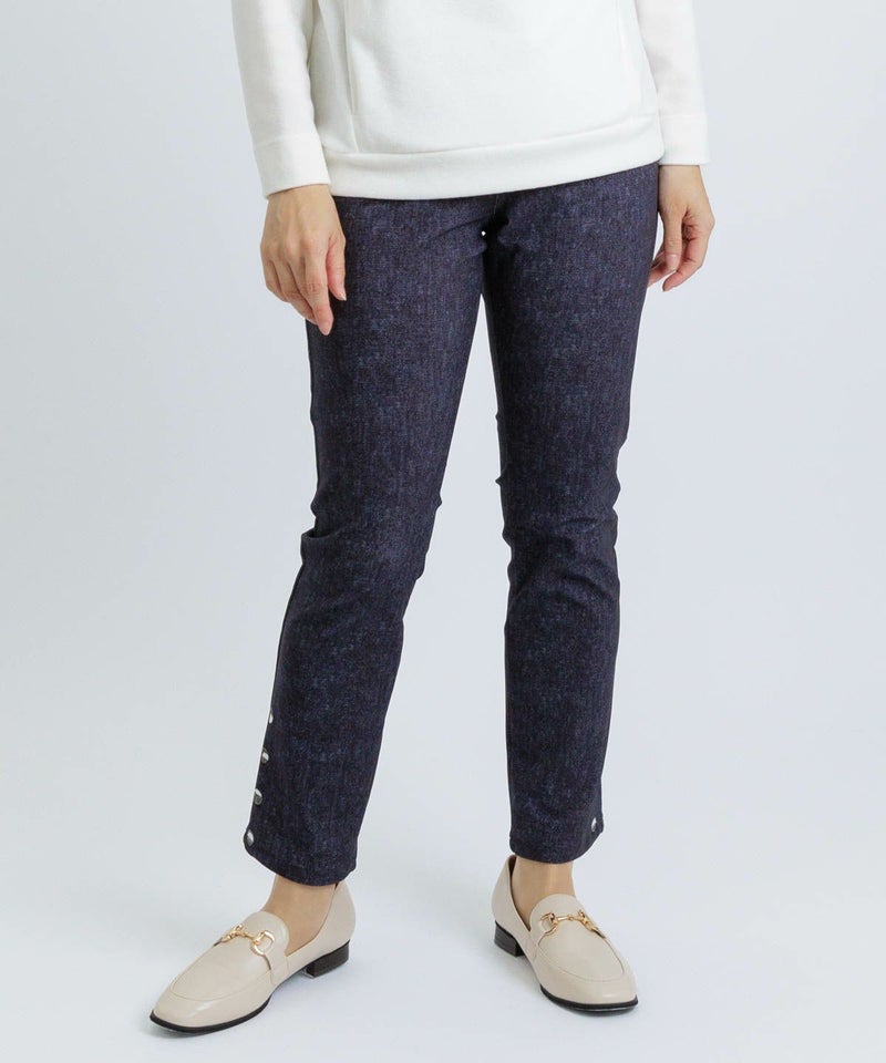 モデル着用画像（ネイビー）