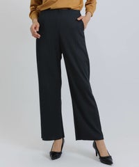 モデル着用画像（ブラック）