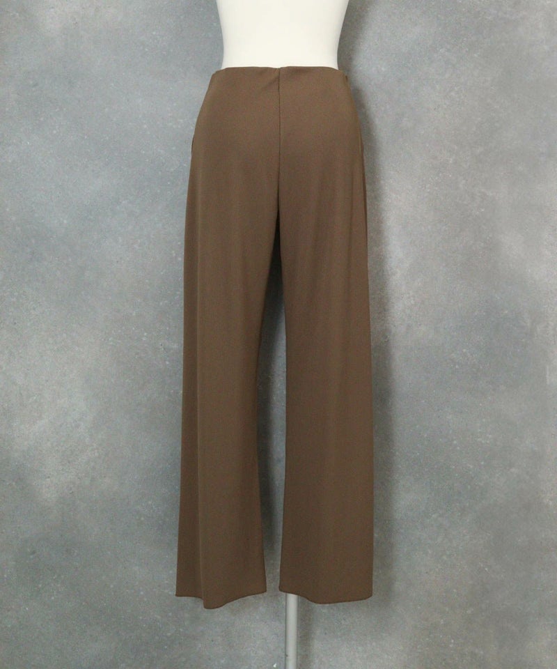 シルキーリブジャージ冷感パンツ（ブラウン）後ろ