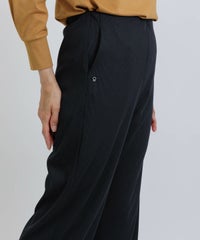 モデル着用画像（ブラック）