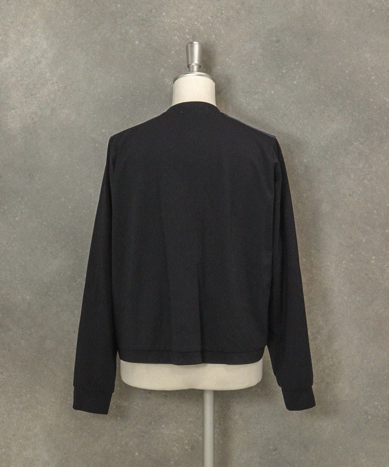 ベロア切替ポンチカーディガン後（ライトブルー）