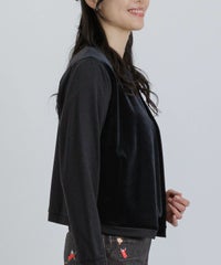 モデル着用画像（ブラック）