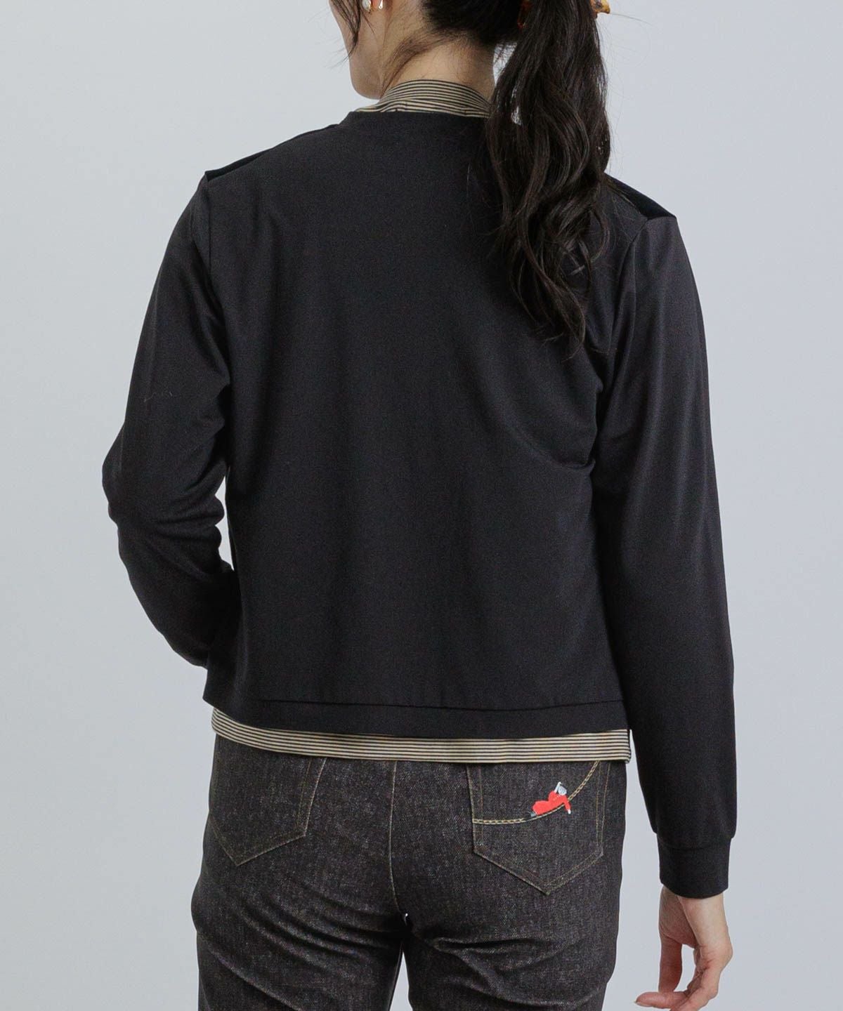 モデル着用画像（ブラック）