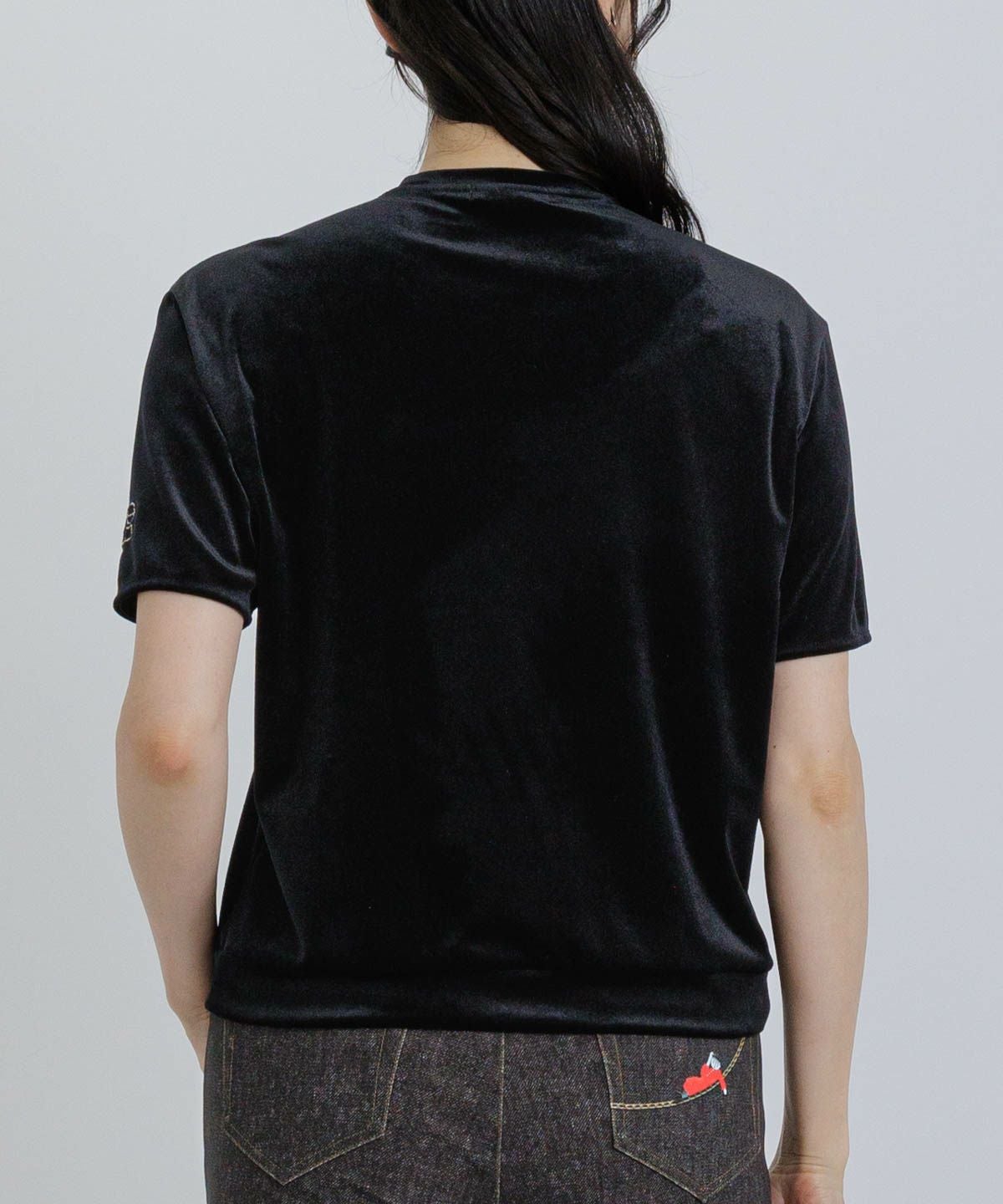 モデル着用画像（ブラック）