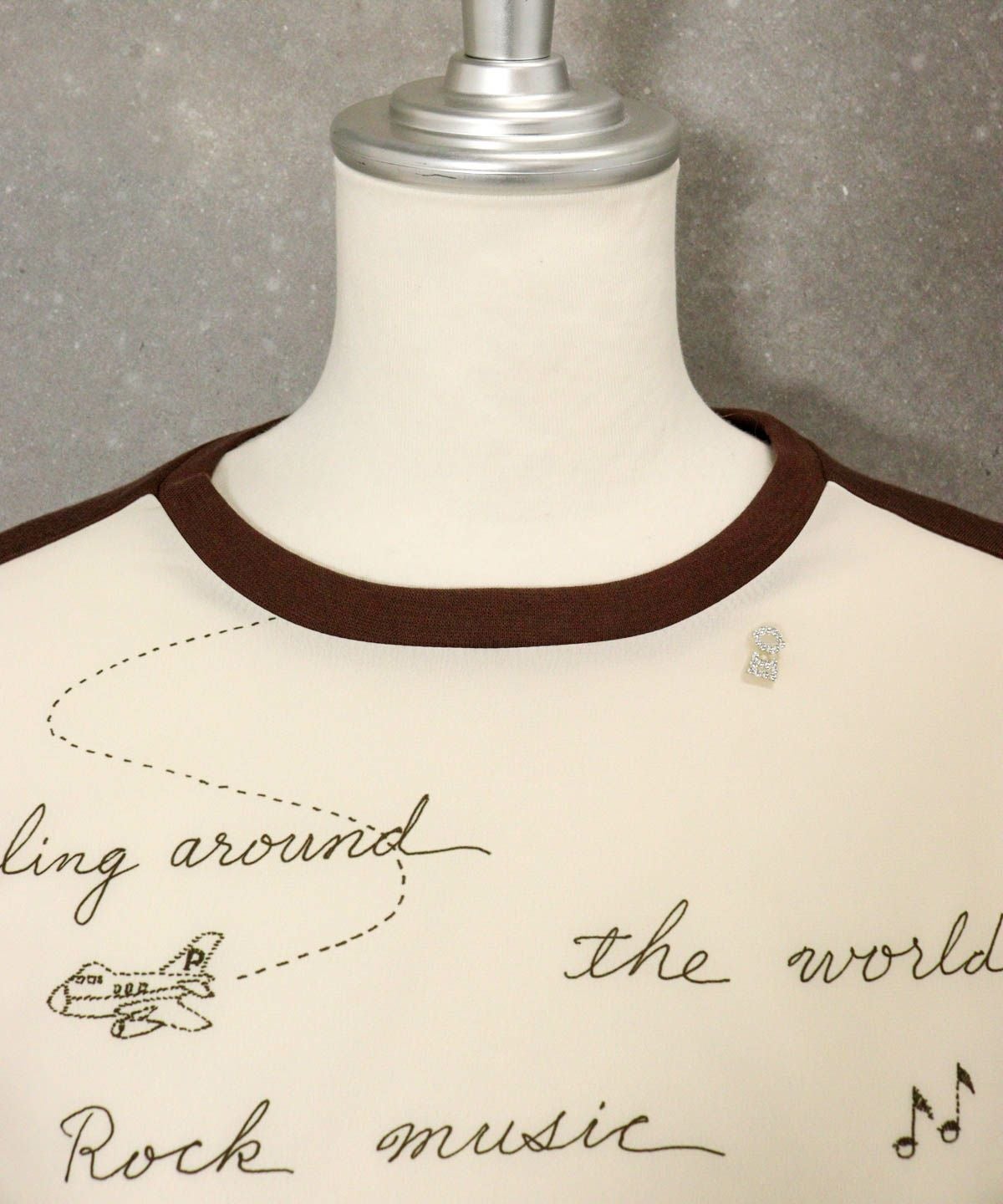 首元部分（ブラウン）