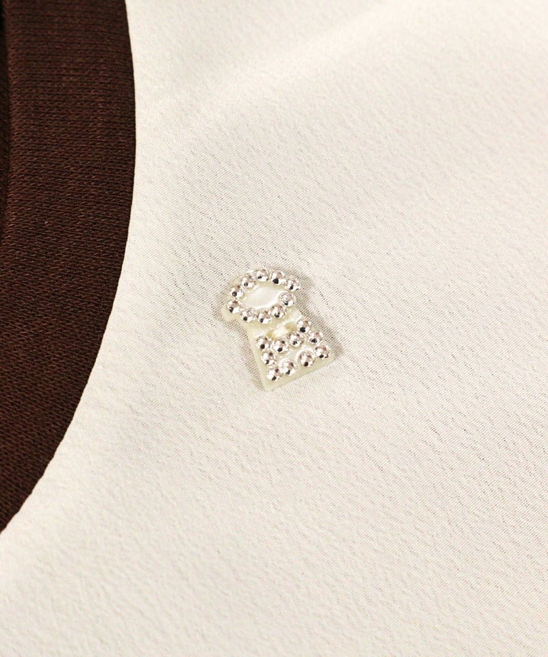 首元チャーム部分（ブラウン）