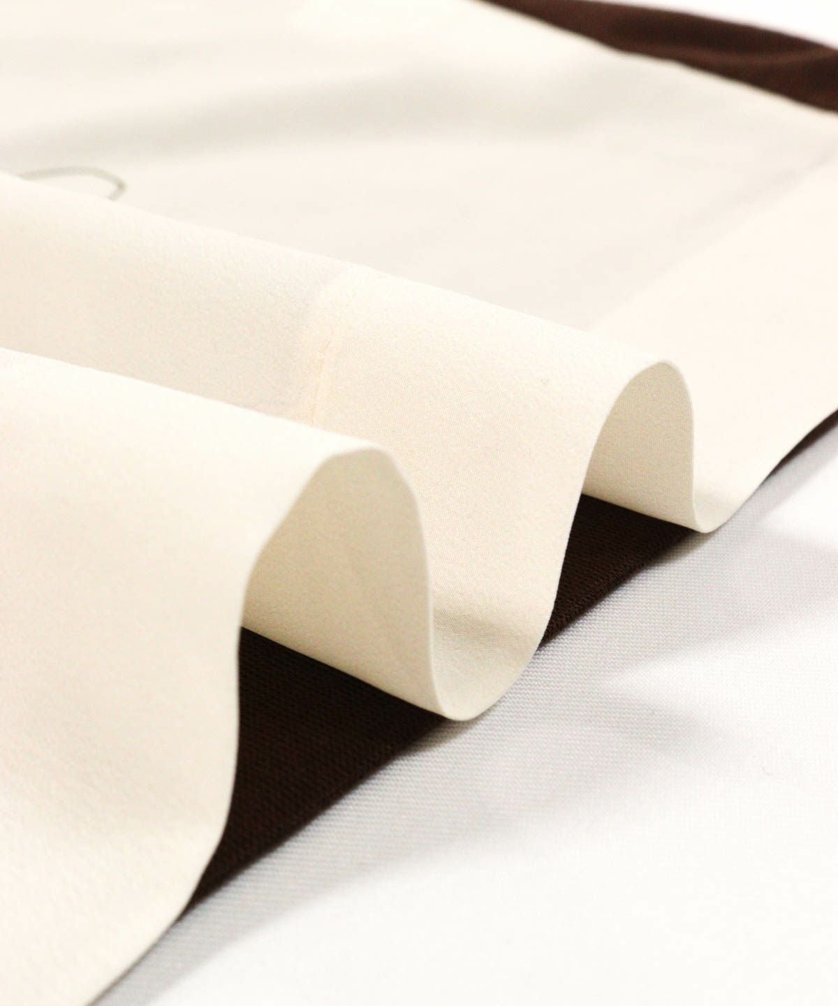 生地感（ブラウン）