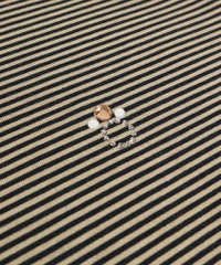 ビジュー部分（ベージュ）