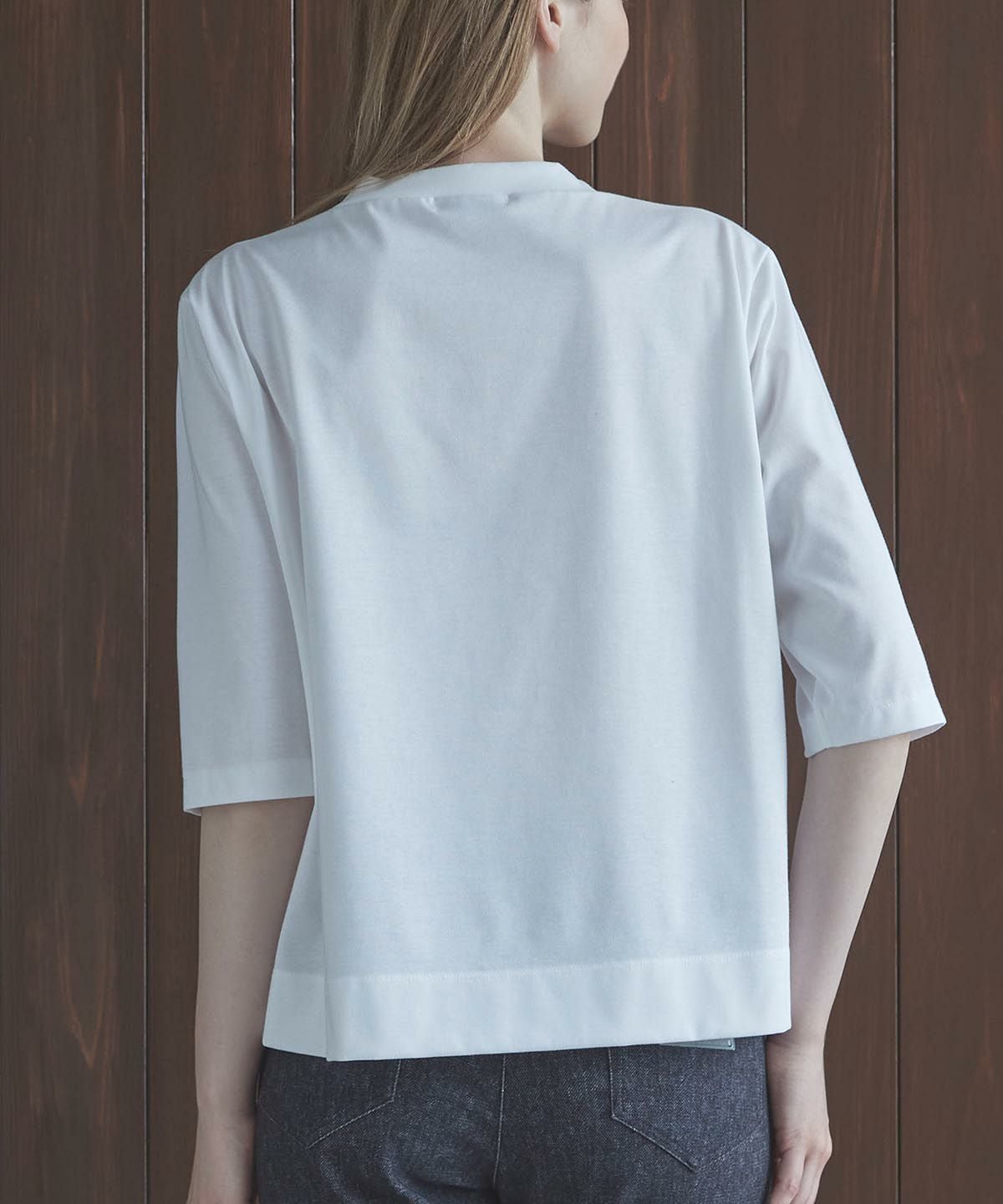 モデル着用画像（ホワイト）