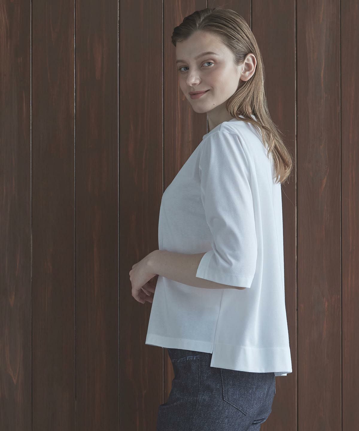 モデル着用画像（ホワイト）