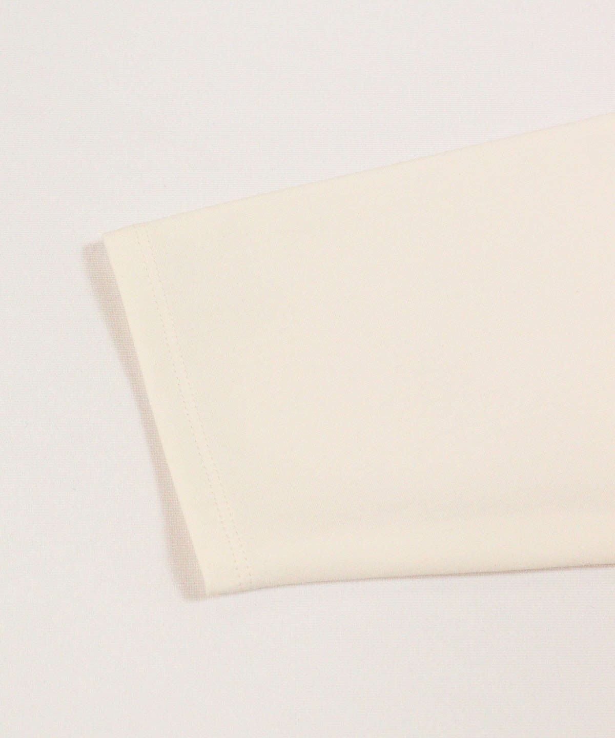 袖口部分（ベージュ）