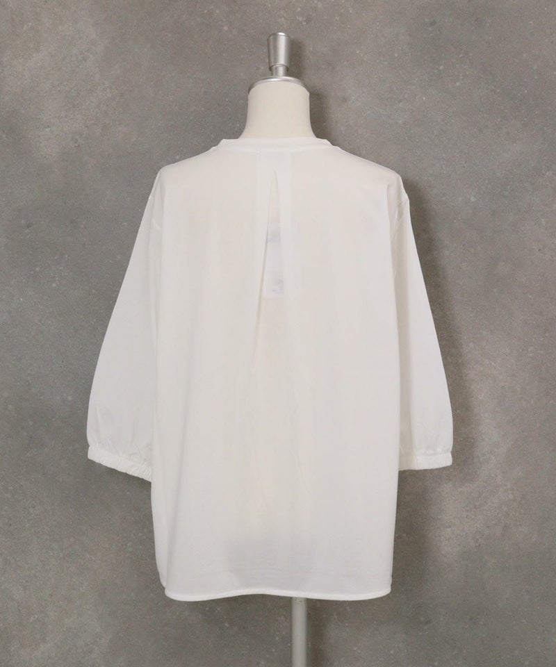 ピコ刺繍七分袖プルオーバー(ホワイト)後ろ