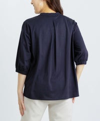 モデル着用画像(ネイビー)