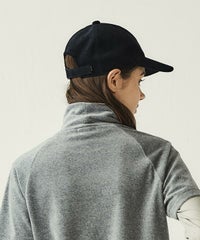 モデル着用画像（ブラック）