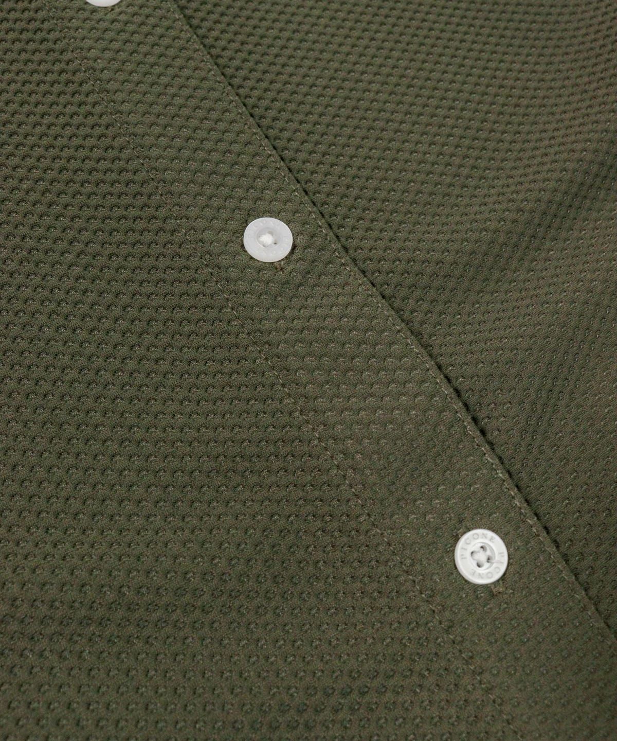 ボタン部分（カーキ）