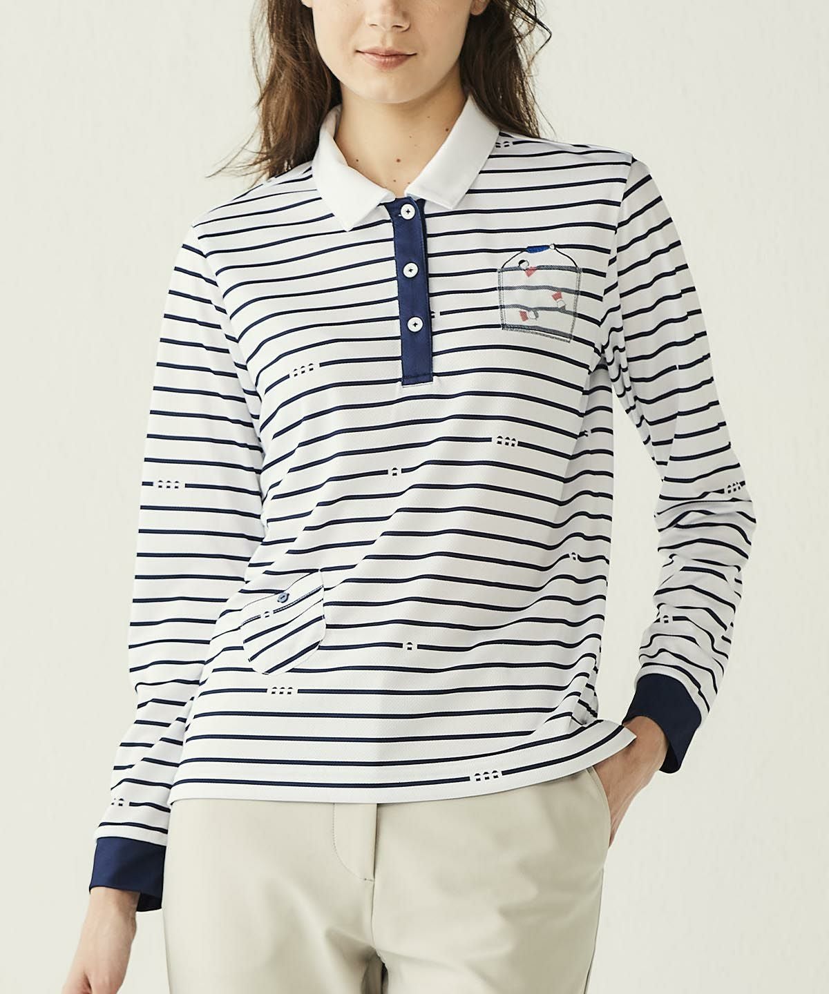 モデル着用画像（ネイビー）