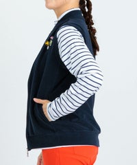 モデル着用画像（ネイビー）