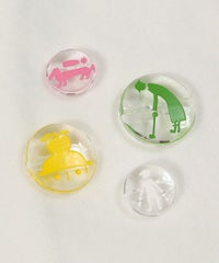 リアボタン型チャーム（ホワイト）