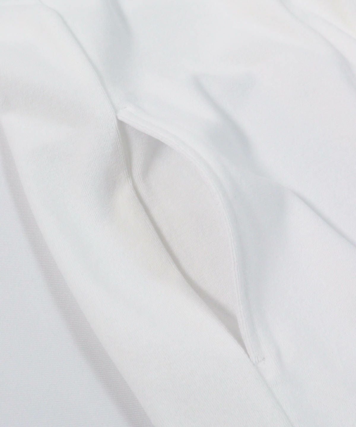 ポケット部分（ホワイト）