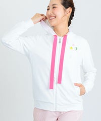 モデル着用画像（ホワイト）