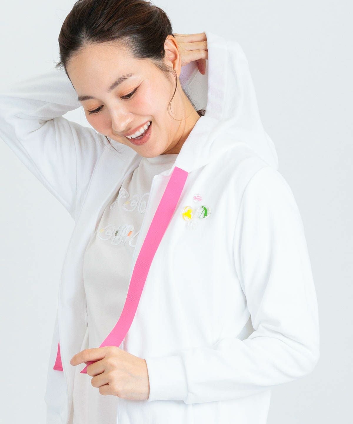 モデル着用画像（ホワイト）