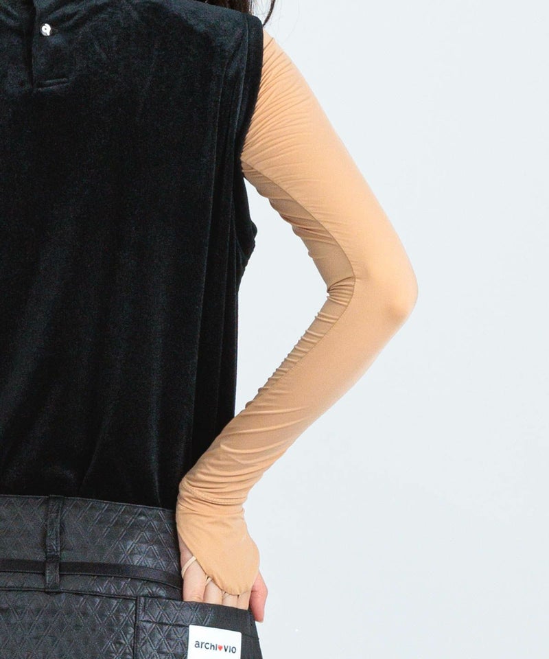 モデル着用画像（ベージュ）