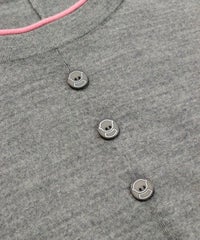 ボタン部分（ライトグレー）