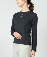 モデル着用画像（グレー）