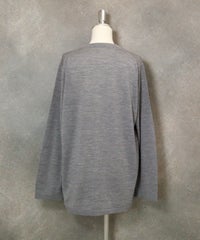 ウール100％Vネックニットカーディガン後（ライトグレー）