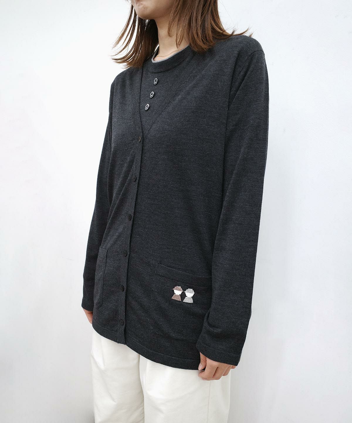 モデル着用画像（グレー）