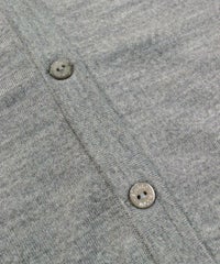 ボタン部分（ライトグレー）