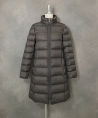 【オンラインストア・店舗限定商品】フード付撥水ダウンコート(グレー)前
