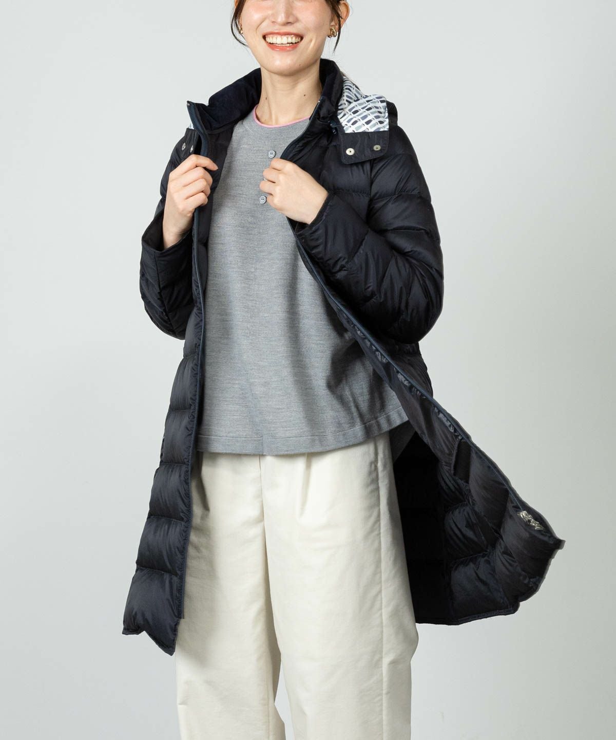 オンラインストア・店舗限定商品】フード付撥水ダウンコート|スタジオ
