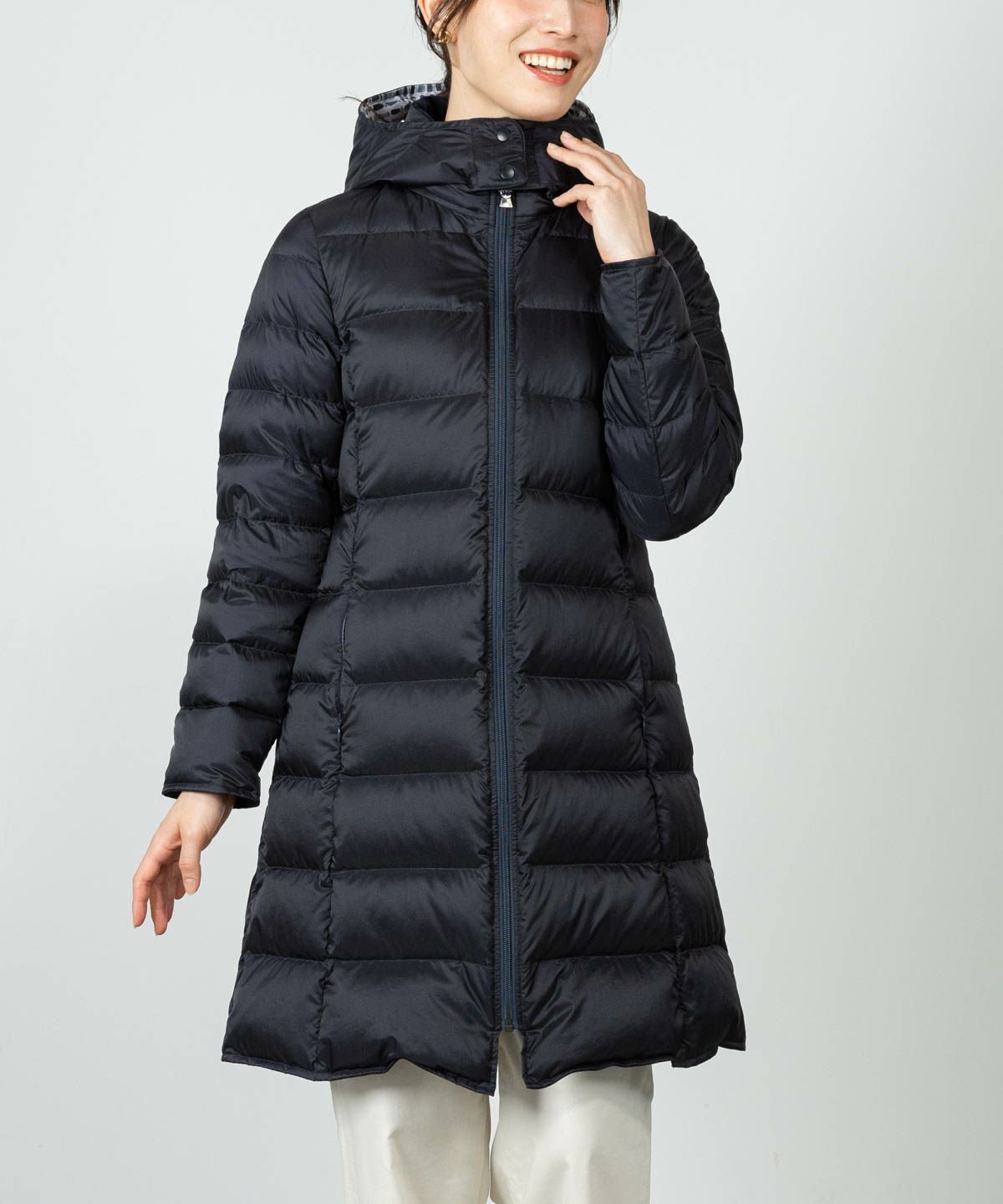 モデル着用画像(ネイビー)