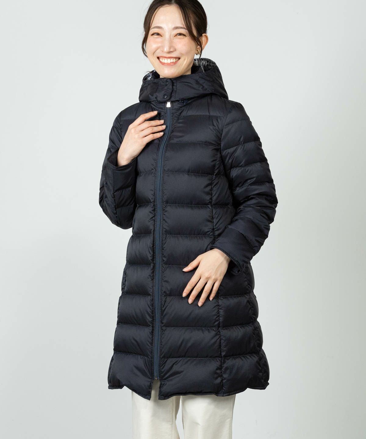 オンラインストア・店舗限定商品】フード付撥水ダウンコート|スタジオ