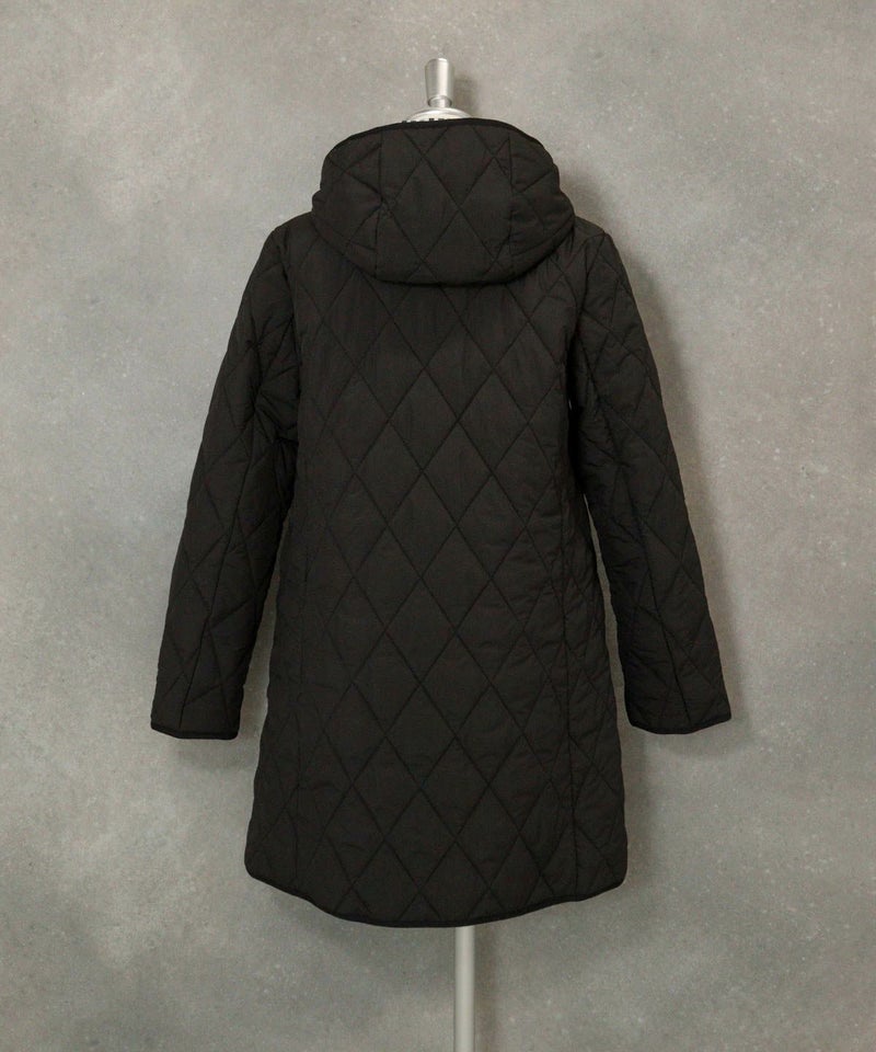 【オンラインストア・店舗限定商品】ダイヤキルト中綿コート(ブラック)後ろ