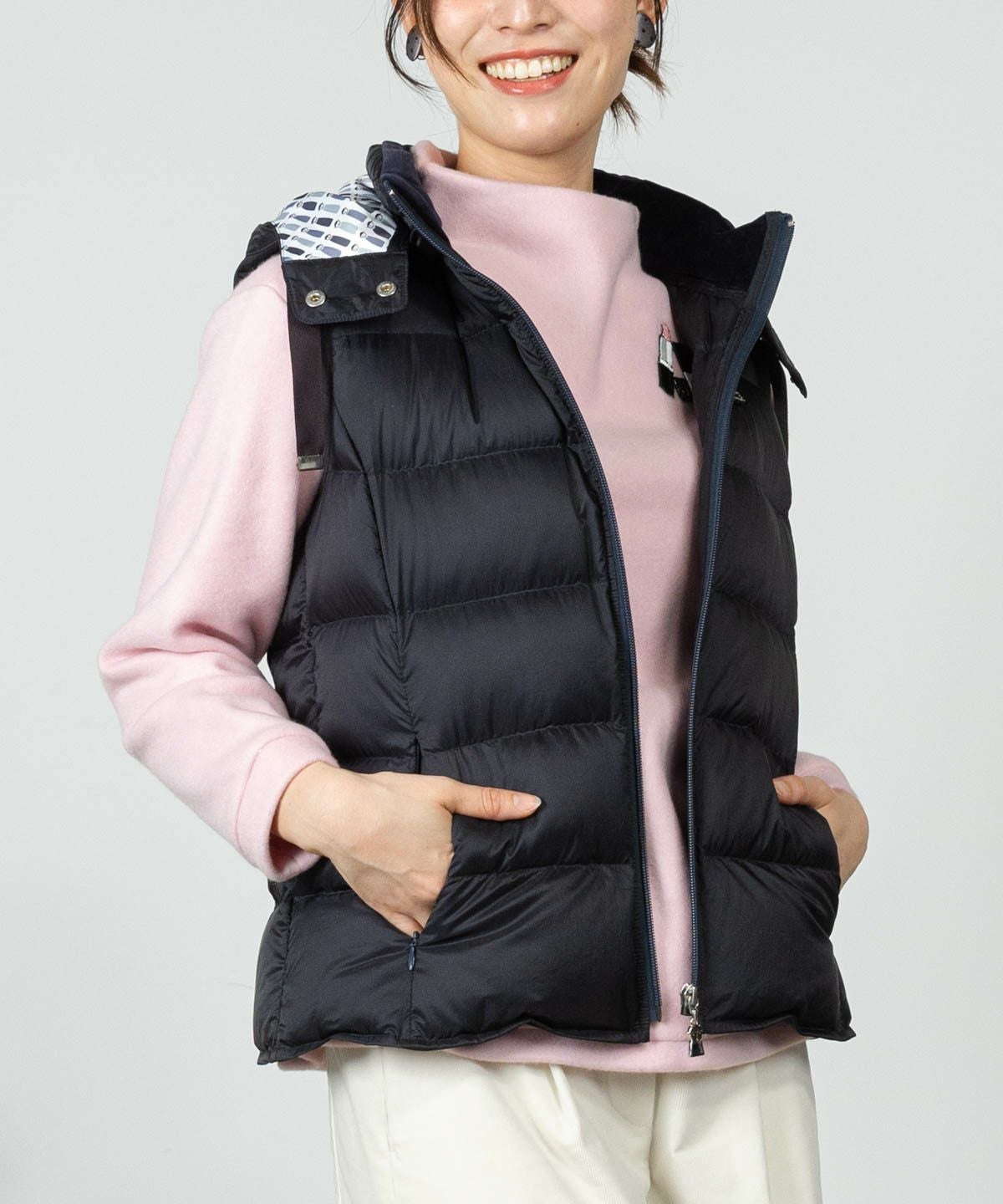 モデル着用画像(ネイビー)