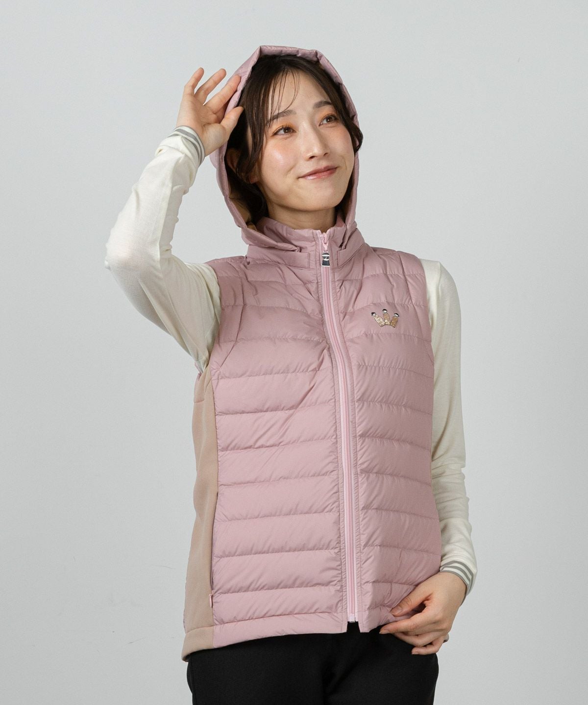 [美品✨]PICONE CLUB ゴルフウェア レディース ベスト オンラインストア・店舗限定商品】サイド切替ダウンベスト|ピッコーネ