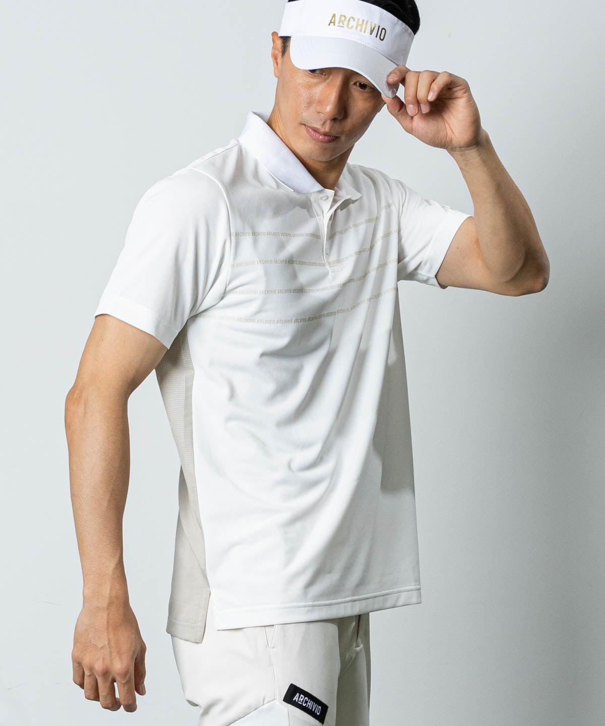 モデル着用画像(ホワイト×ベージュ)