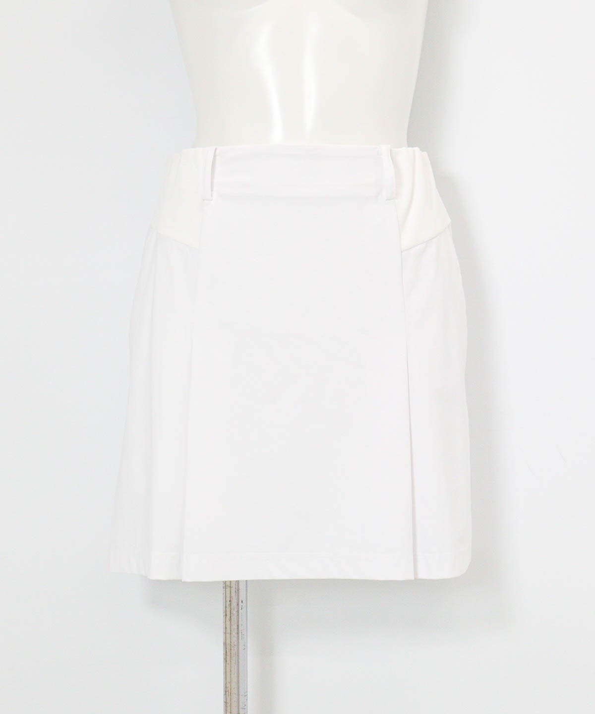 インナー付きUVタックスカート(ホワイト)前