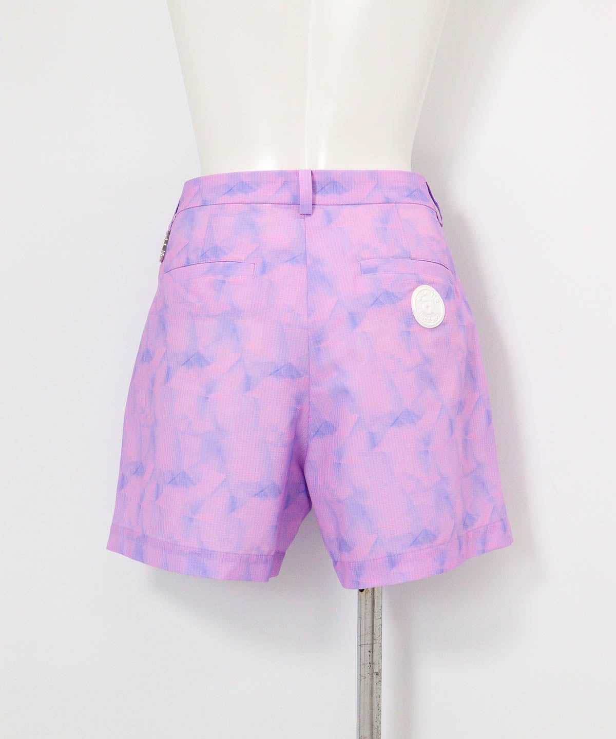 プリズム柄撥水ショートパンツ(ライトパープル)後ろ