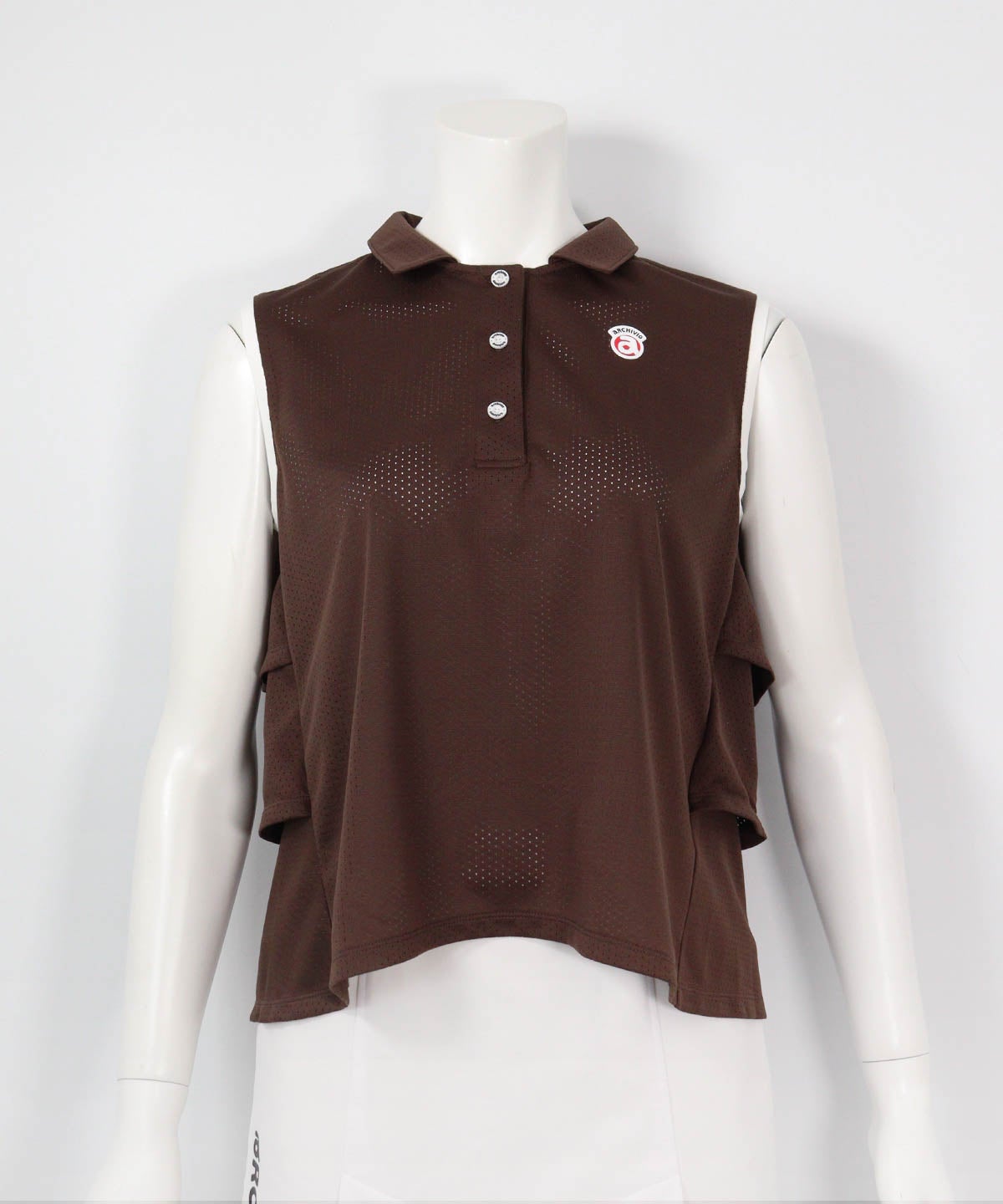 通気撥水バックティアードプルオーバー（ブラウン）前