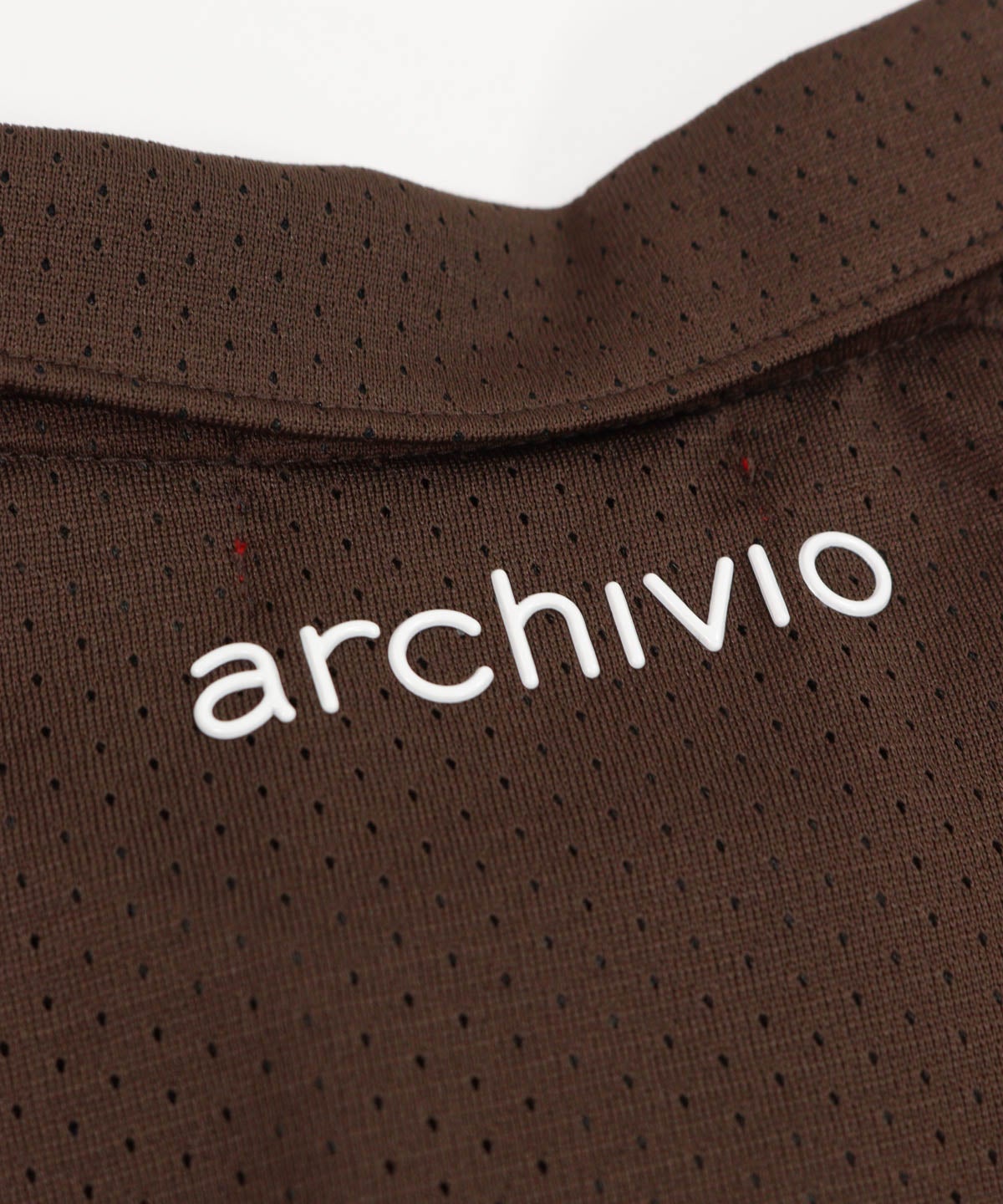 バックロゴ部分